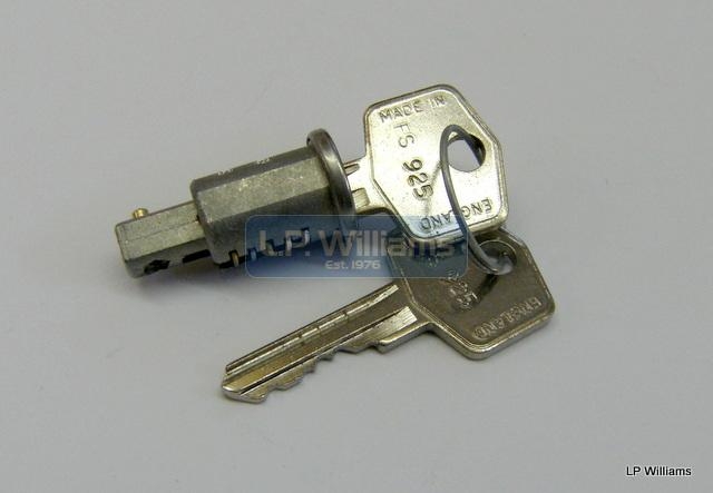 Ignition lock (c/w key)