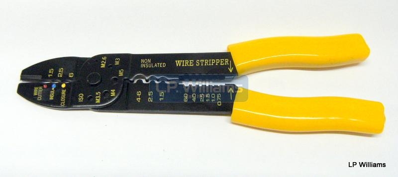 Crimping tool for pre insulated terminals