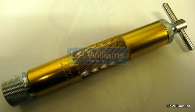 Universal cable oiler
