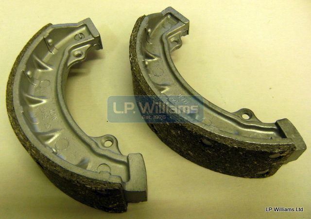 Front twin leading brake shoe (Pair) 7ins (Early) ** Please note that these brake shoes are no longer available**